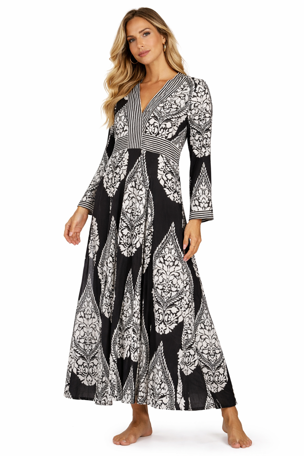 Black & White Damask Medallion Print Long-Sleeve Boho Maxi Dress – Wholesale Resort Prepack (6 Pcs)